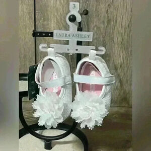 Laura Ashley Size 3 Baby Girl Shoes